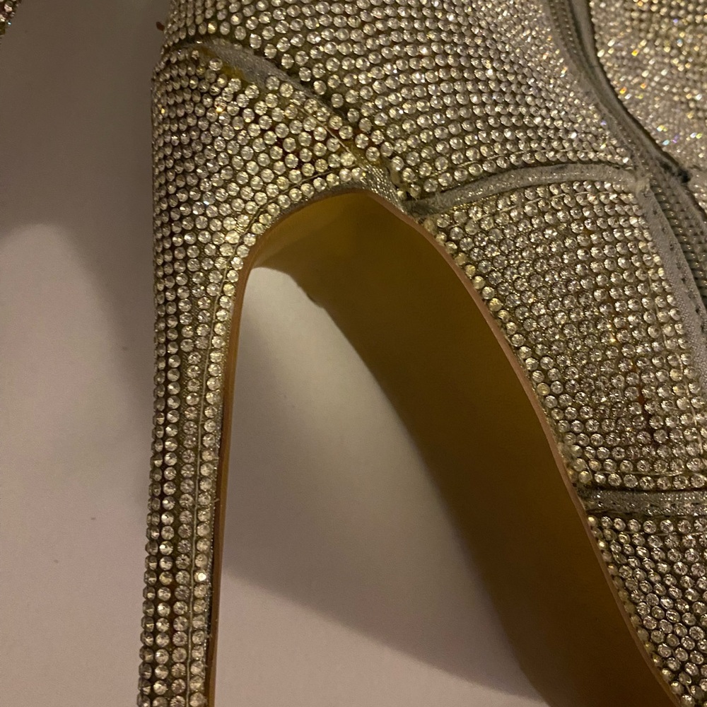 Steve Madden Silver Sparkling High Heel Boots Size 7M - Picture 6 of 16